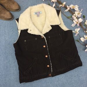 BDG Guaranteed Tough Brown Juniors Vest, M